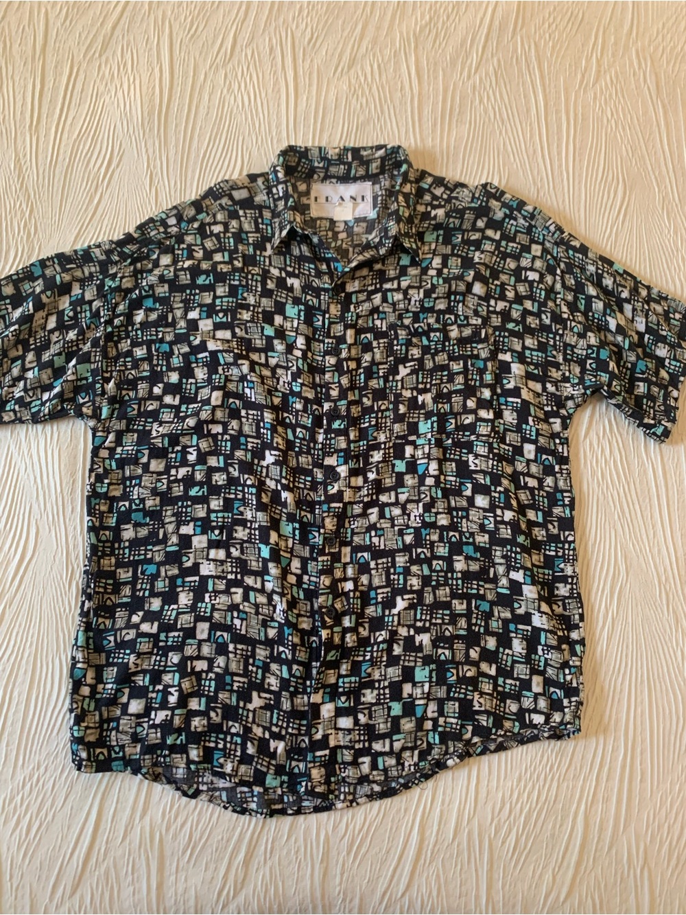Vintage Frank Made in USA Patterned Rayon Short Sleeve Button Down Shirt, size L